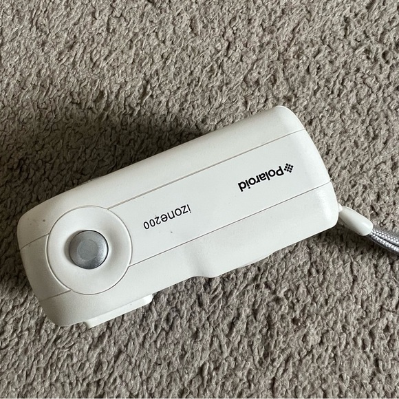 Vintage Polaroid izone camera - Picture 3 of 3